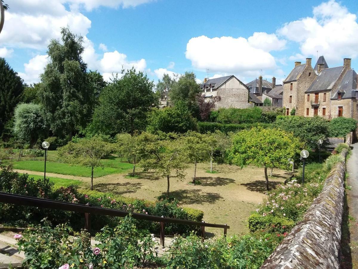 Villa L'Orchidee Lassay-les-Chateaux Exterior foto